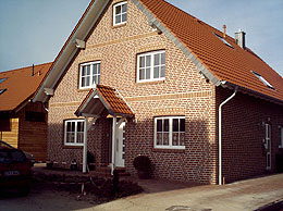 Haus mit Vordach in Dormagen
